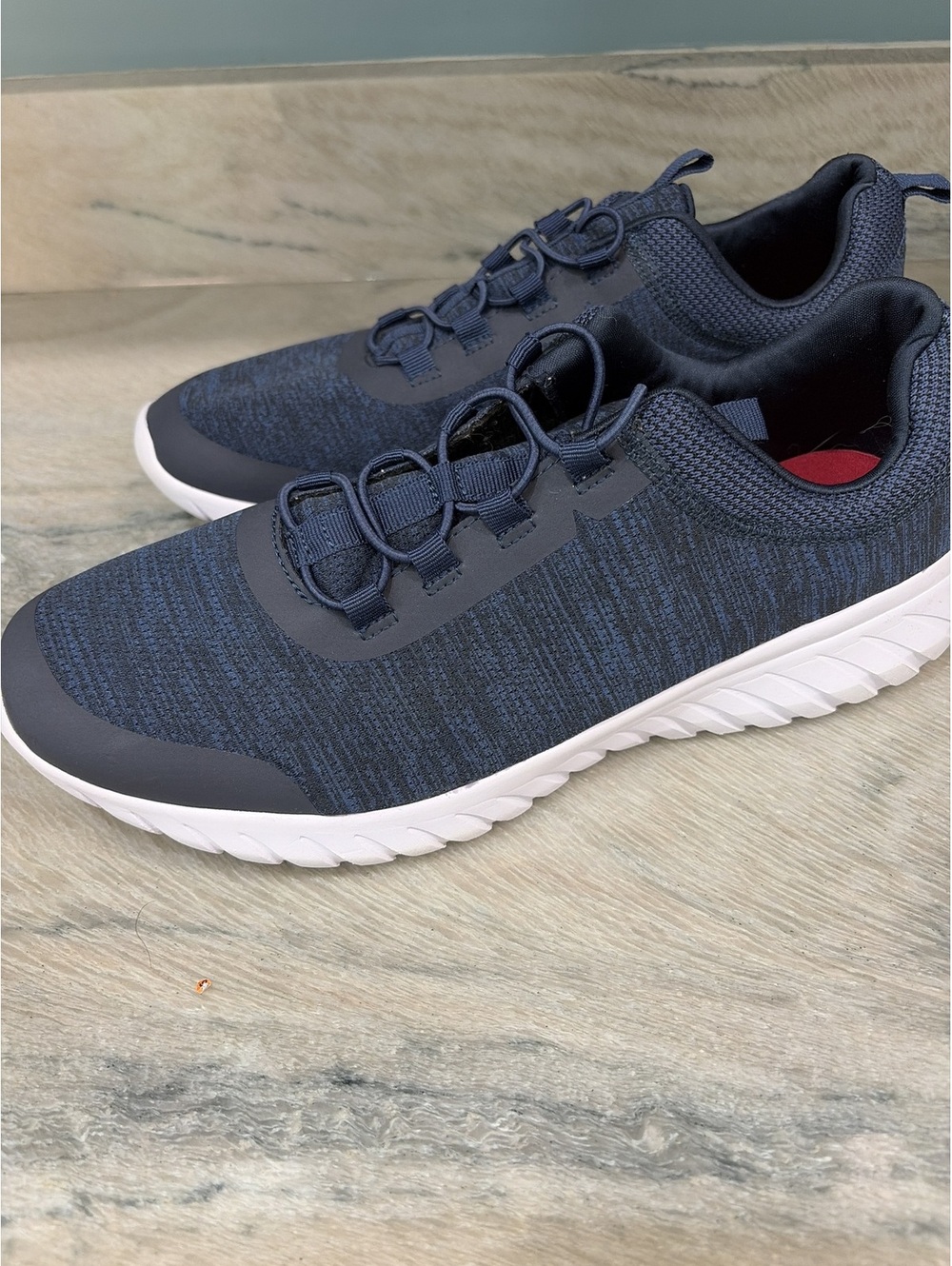 Men's Navy Blue Fabric Upper Athletic Sneakers Size 11